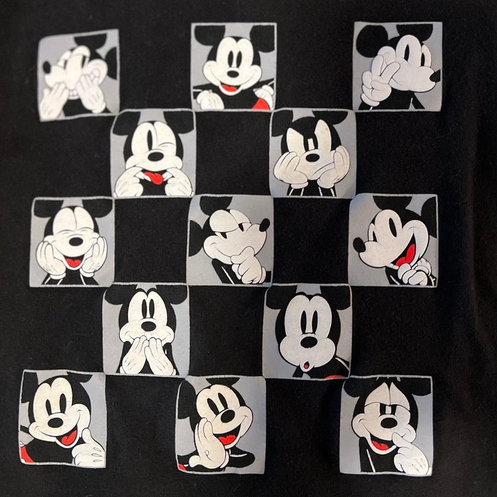 Disney Vans - Mickey Mouse t shirt - Picture 2 of 4